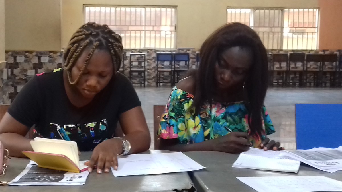 LELClinic's tweet photo. Exciting classes today @LELClinic with some fabulous attendees from radio stations and colleges of education from Asaba and Sapele during #EnglishLaguageRemediation classes, #VocabularyDevelopment. #Newscasting, #Phonics #Phonetics #Presenation. Register today: 08035926901 https://t.co/2XNERVkXNt
