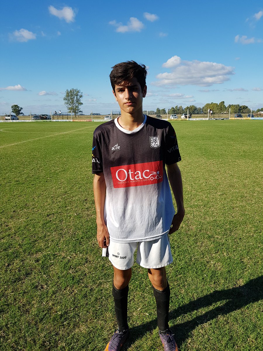 InferioresAtl's tweet photo. #LigaPehuajenseDeFutbol
#3erFecha
#QuintaDivision
Atlético 2 - Estudiantes (B) de Pehuajo 2.
Goles: ⚽️ Camilo Lamas x2
#VamosBlanco #VamosLosPibes https://t.co/HFrBbeT7z0