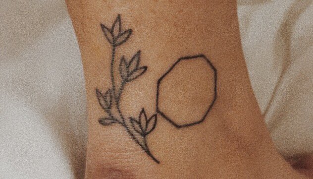 storm ✧˖°. lee know mouth tweet media