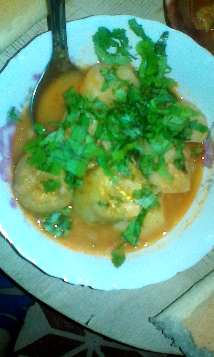 MichaLebailly's tweet photo. #bonappetit have a #good #meal #taste #delicious #yummy #vegetable #soup #spoon #potatoes #carrots #chinesefood #restaurants #dinner #twitter #instagram #instavegetable #instafood #instalikers #lovevegetables #rich in #protein #vitamin https://t.co/hu752XjMsk