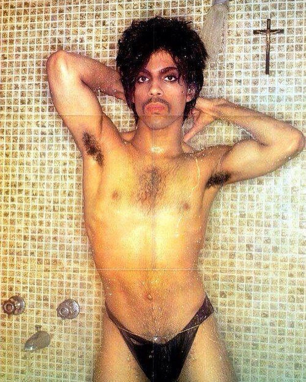 mjrasque's tweet photo. #prince https://t.co/ox8eTKAmD2
