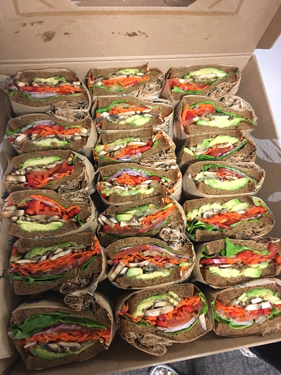 TinoHacks's tweet photo. YUMM! Tasty lunch thanks to @EriksDeliCafe and @GlicoUSA! https://t.co/Vj8Pk3yPWn