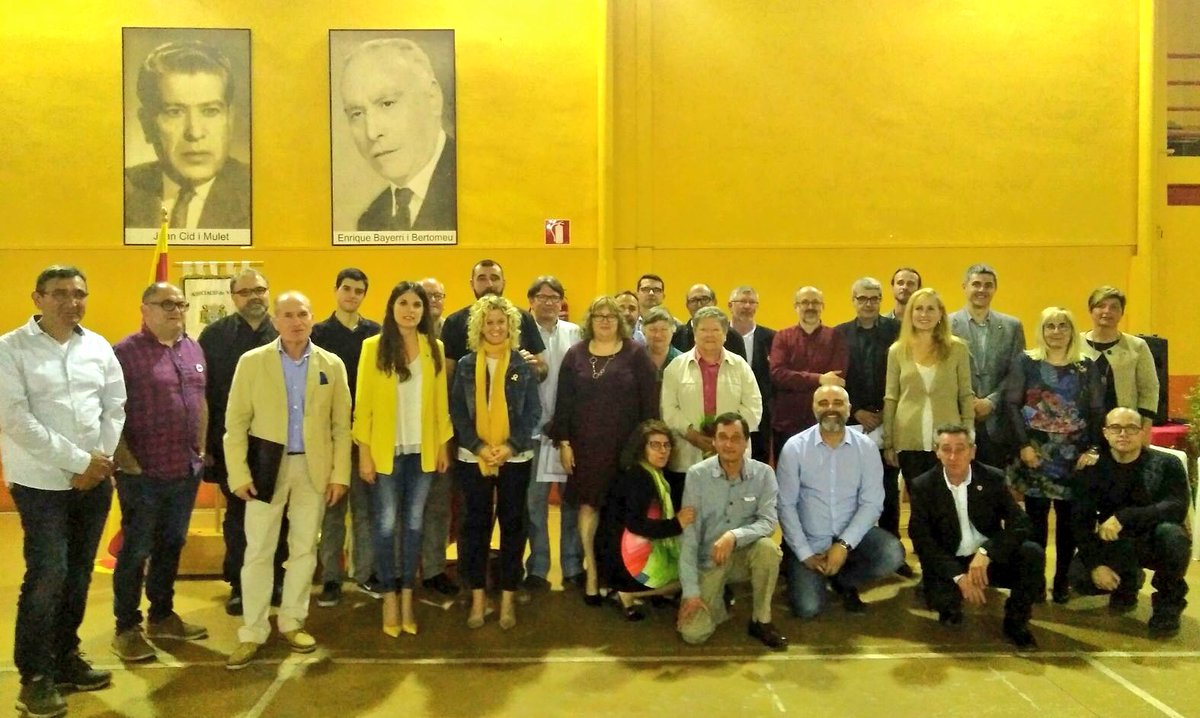 JessEMD1's tweet photo. Al lliurament de Premis Enric Bayerri i Joan Cid i Mulet de l’Associació de Veïns Jesús Catalònia. 34 anys potenciant la cultura i la recerca. Felicitats! #somdeJesús https://t.co/2SQao0AwMw
