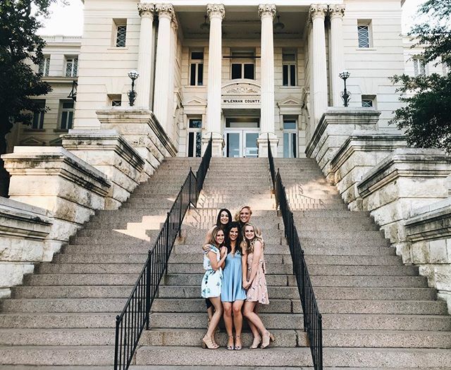 alo-had a great time @ our semi formal last night!!!! ift.tt/2qRS0V8