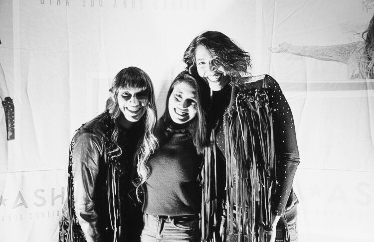 onlyhaash's tweet photo. “Si algún día me preguntan si creo en la magia, les hablaré de ti y de cómo haces aparecer sonrisas en mi cara” @haashoficial 

¡Gracias por tanto! https://t.co/olF7ZPeBZM