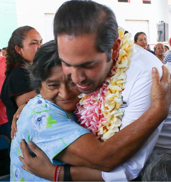 JavierVillacana's tweet photo. Multitudinario respaldo en el Istmo de la militancia y ciudadanía a la candidatura de @RaulBCCue Vamos a ganar porque tenemos las mejores propuesta y agenda legislativa. Desde Matias Romero @OaxacaCDEPRI demuestra unidad y lealtad https://t.co/8goyP7ZWRL