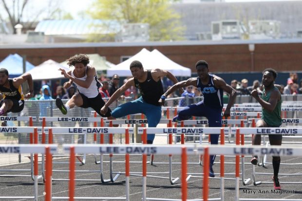 MileSplitDMV's tweet photo. Everything you need from #LeeDavisInvite
Complete Results:https://t.co/AEamLzrJ9a
5,000+ Photos:https://t.co/cf7hl6pZVq
Every Race Video: https://t.co/VXTeESuACD https://t.co/YGAXTTqmAE