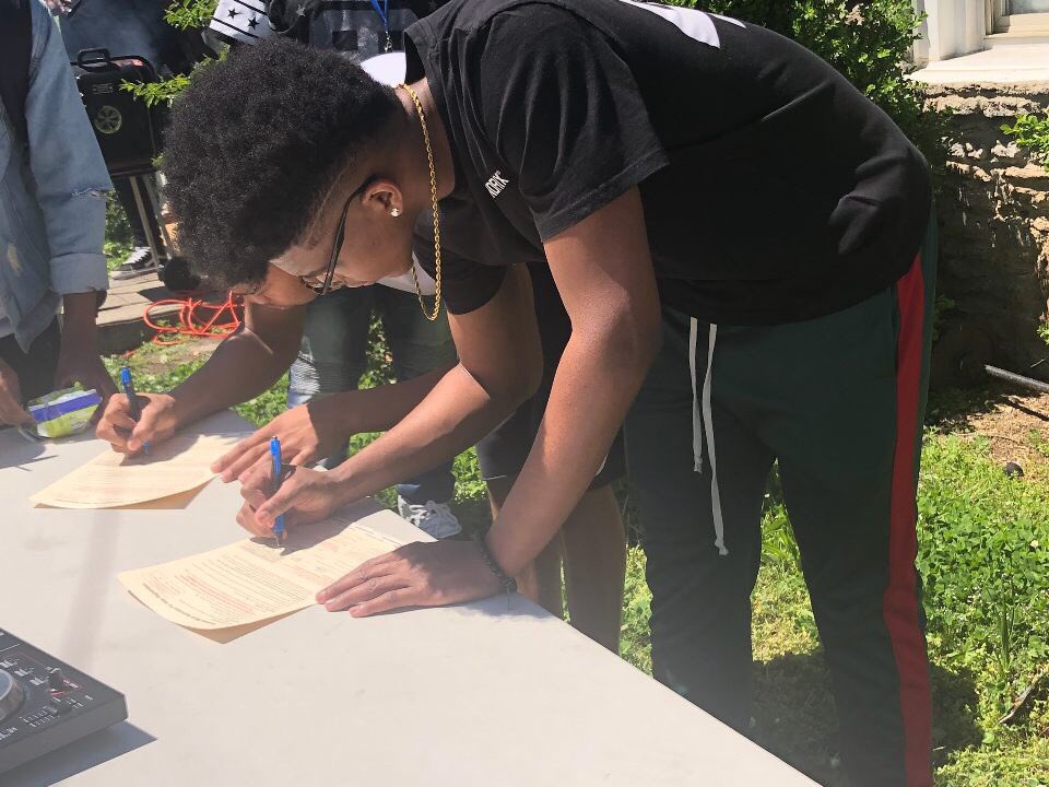 TsuNaacp's tweet photo. Thanks to all the students who made our Voter Registration cookout with @bo_alphas a success! #TSUNAACP https://t.co/FclyCAKbGO