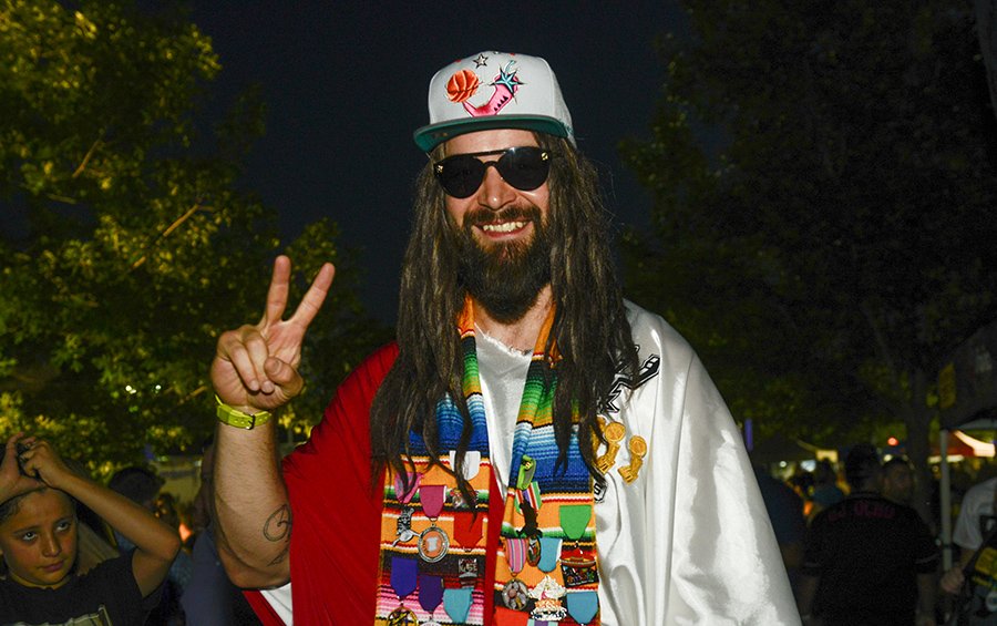 StMarysU's tweet image. Sometimes #SpursJesus blesses #OysterBake with his presence.