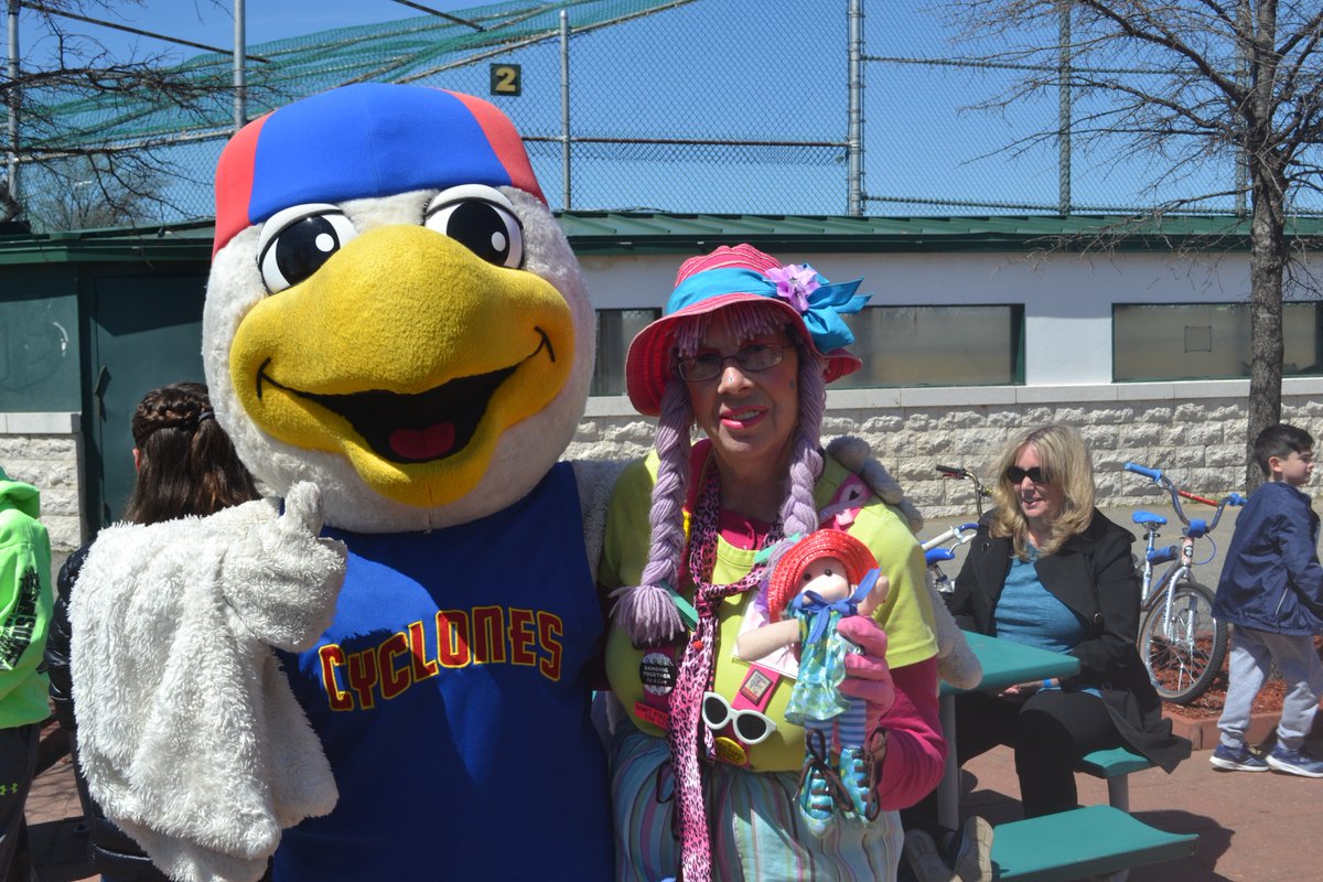 MikeNytvnews's tweet photo. April 21, 2018 - Spirit of Life Walkathon 2018 in Honor of Tommy Meo Jr.. John Malone Community Ctr./McGuire Fields, Bergen Beach, Bklyn. https://t.co/aU8R04kFlQ