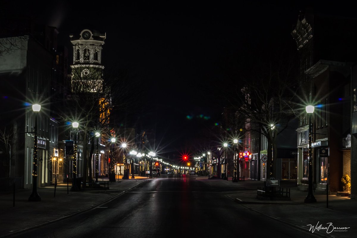 WABPhotography's tweet photo. Downtown Brockville at night. @BrockvilleON @1000IslandsTour #brockville #nightphotography #longexposure #photography #picoftheday #photooftheday #downtown https://t.co/gyHhjfOR3j