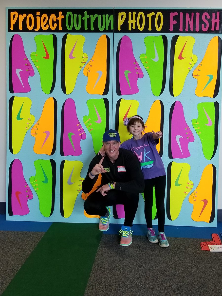KylieRosesRun's tweet photo. Such a great afternoon meeting so many strong kids who fight Kylie's same fight. Kylie was at @AkronChildrens inviting everyone who designed shoes with @ProjectOutrun to run w/ her in their new kicks in this year's race. So much inspiration in one space. #kylierosesrun #sssb https://t.co/NBdIyABZz7