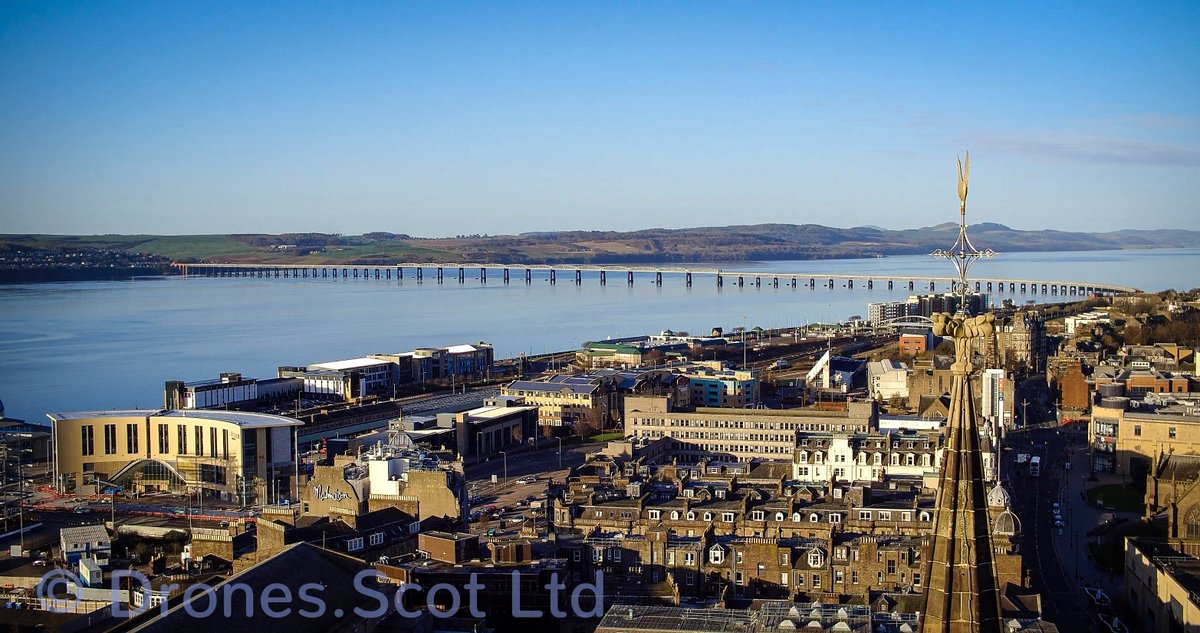 DronesScot's tweet photo. A #Yuneec look at #Dundee this morning.  Taken with the #H520 commercial drone,  @VADundee @YuneecU @YuneecAviation https://t.co/1bwbNri5GK