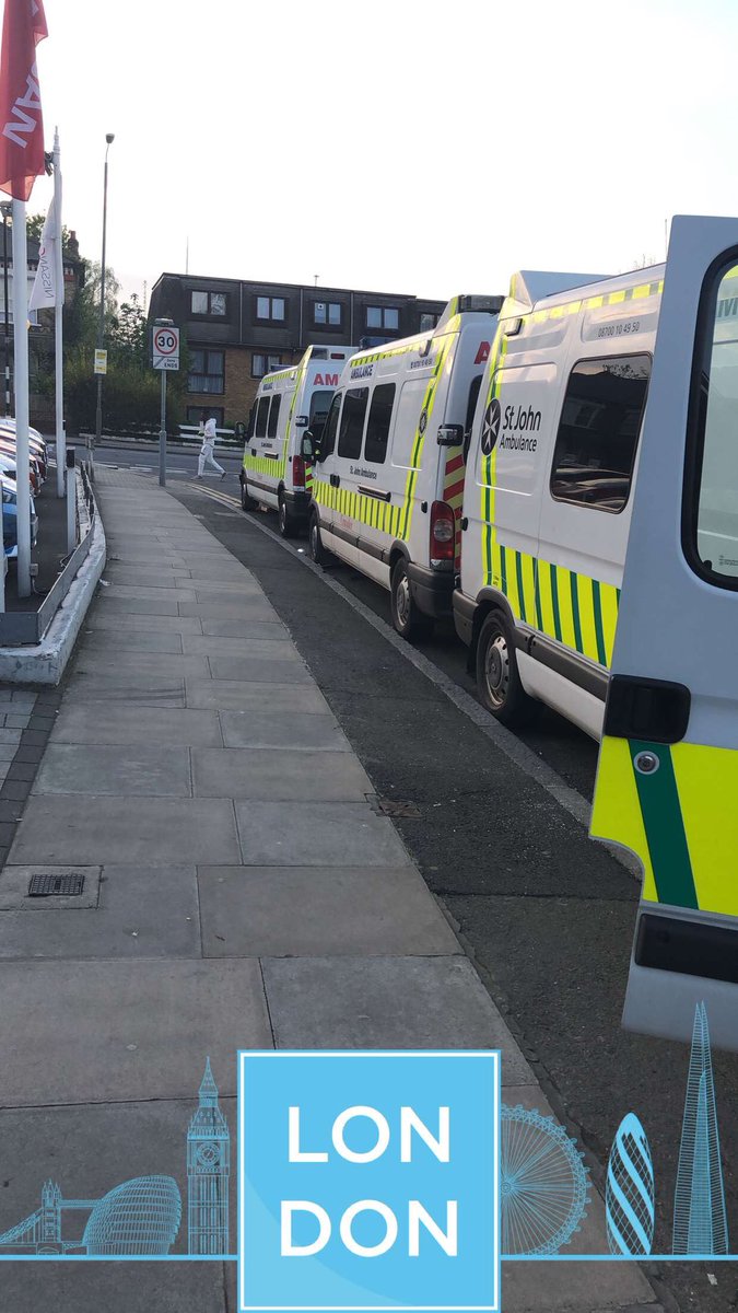 All the Wells members covering the #LondonMarathon have arrived safely in London 👌🏼🚑 <a href="/stjohnambulance/">St John Ambulance England</a>