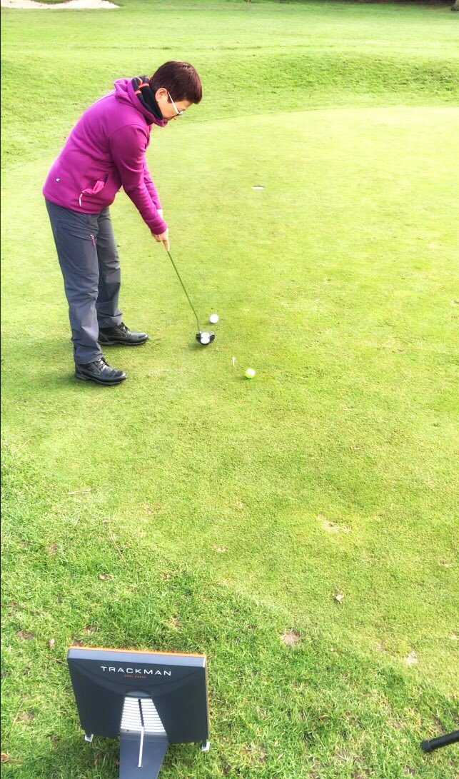 ladieslovegolf1's tweet image. Fantastic addition to our #LLG Coaching tomorrow..ladies it’s time to get stuck into @TrackManGolf Putting! #puttingdata #improve ⛳️