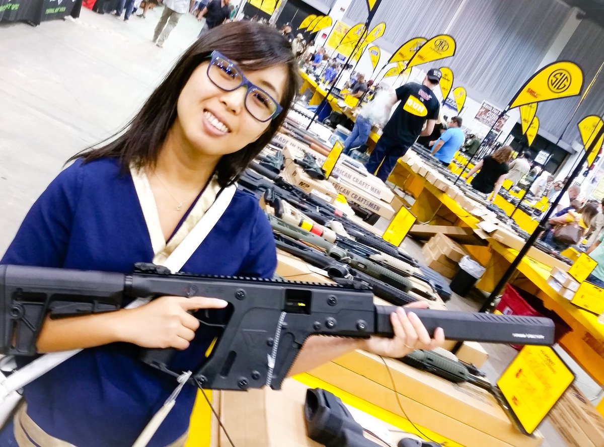 ThePholosopherX's tweet image. KRISS Vector has never been so tempting! 😍😍😍😎

#GunContolNow ? #GunControlNever !
#gunssavelives #freedom #anarchy #liberty #voluntaryism