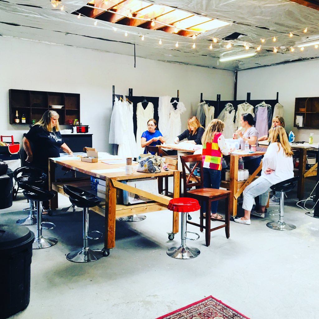 AngelGowns's tweet photo. Thank you so much for he help today!!! https://t.co/B8bAQrvnYV