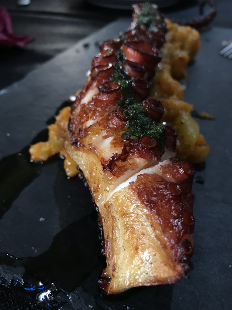 juanframartinez's tweet photo. Uno de los grandes referentes de la gastronomía lorquina

🍽 @tabernalacepa 🔝🇪🇸 https://t.co/Rwji44f1Md