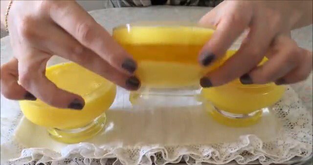 MargaBalda's tweet photo. #RecetaDelDía ‼️

Gelatina en 3️⃣ presentaciones💥

https://t.co/7Y11Bpoj9Q

Suscríbete‼️

 #Recetas  #SabadoImbatible #RecetasDulces #comida #FelizSabado #21DeAbril #21Abr #SabadoDetremuraSDV #SabadoDeGanarSeguidores #RecetasFaciles

@DIAPARATUSEMANA https://t.co/pJyjgm0Qdf