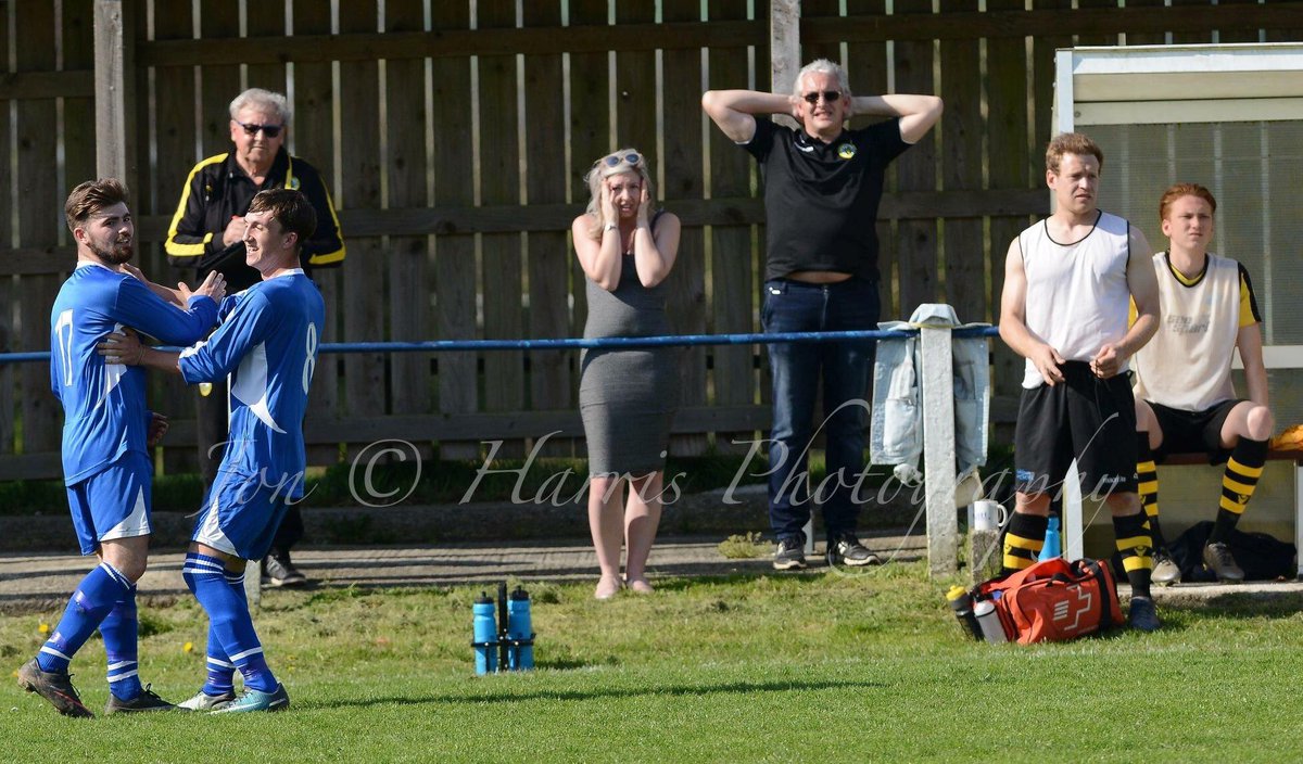 J lenz with his 34th league goal of the season leaving the <a href="/PorthlevenAFC/">Porthleven AFC</a> travelling contingent distraught!💙💙💙
