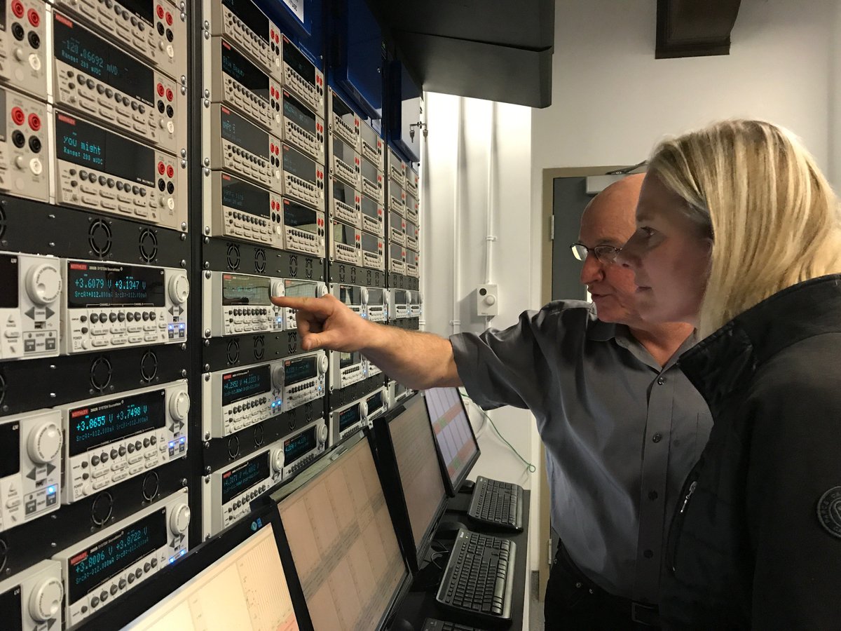 cathmckenna's tweet photo. Bringing the #ClimateCampus tour to the Maritimes! Thrilled to meet Canada's lead innovator in battery technology, Dr. Jeff Dahn, of @Dalnews University to learn about the research being done to support wider adoption of electric vehicles and renewable energy. https://t.co/GQgfR26fP0
