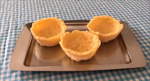 MargaBalda's tweet photo. #RecetaDelDía ‼️

➡️Tartaleta con masa de churro😏🤤

https://t.co/NQuthxq7d1

❗️Helado de Mantecado 🍨

https://t.co/moZzyQJYnt

Suscríbete‼️

 #Recetasdenice #RecetasDulces #FelizSabado #21DeAbril #21Abr #RecetasFaciles  #SabadoDeGanarSeguidores 

@DIAPARATUSEMANA https://t.co/vHntNoNZvQ