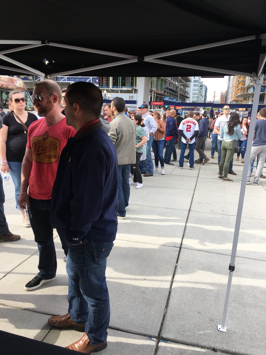 Dc beer fest <a href="/AtlasBrewWorks/">Atlas Brew Works</a> line #solarpoweredbeer