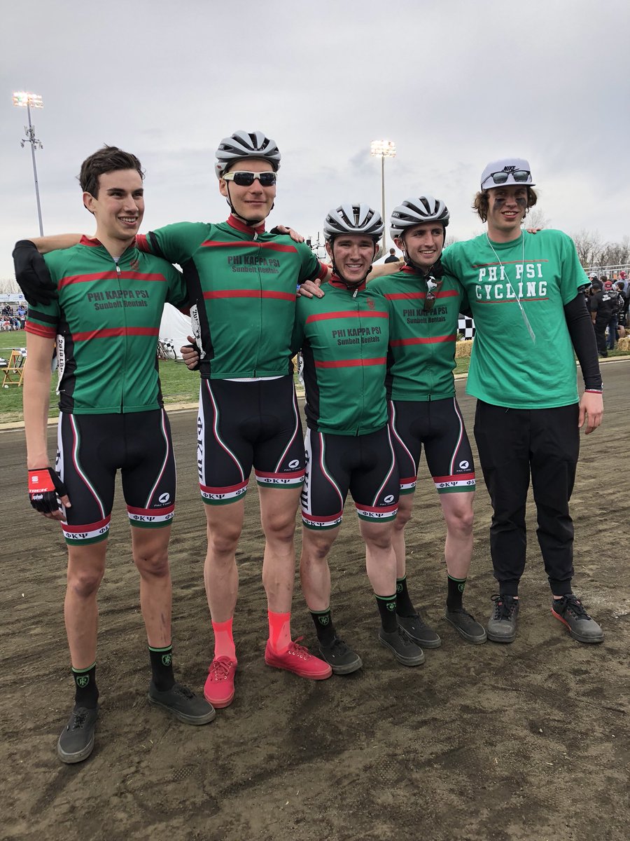 Awesome last sprint in the lead break. Well done PKP on a great race. #Little500