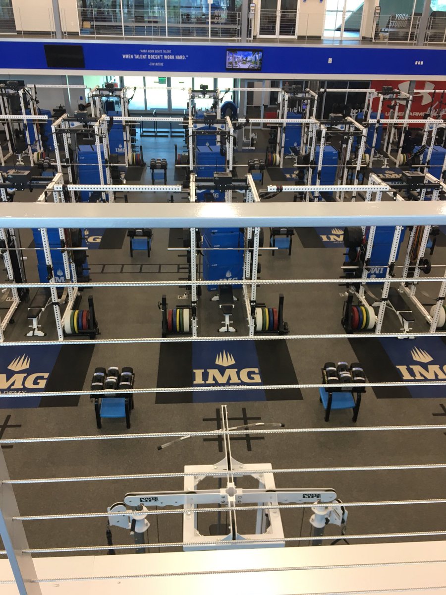 coachrichlansky's tweet photo. Great first day teaching the USAWeightlifting Coaching Certification Course at IMG Academies today. I love taking part in coaching education!
#coachesgettingbetter #Weightliftingandsportsperformance https://t.co/fBUXXtG9I5