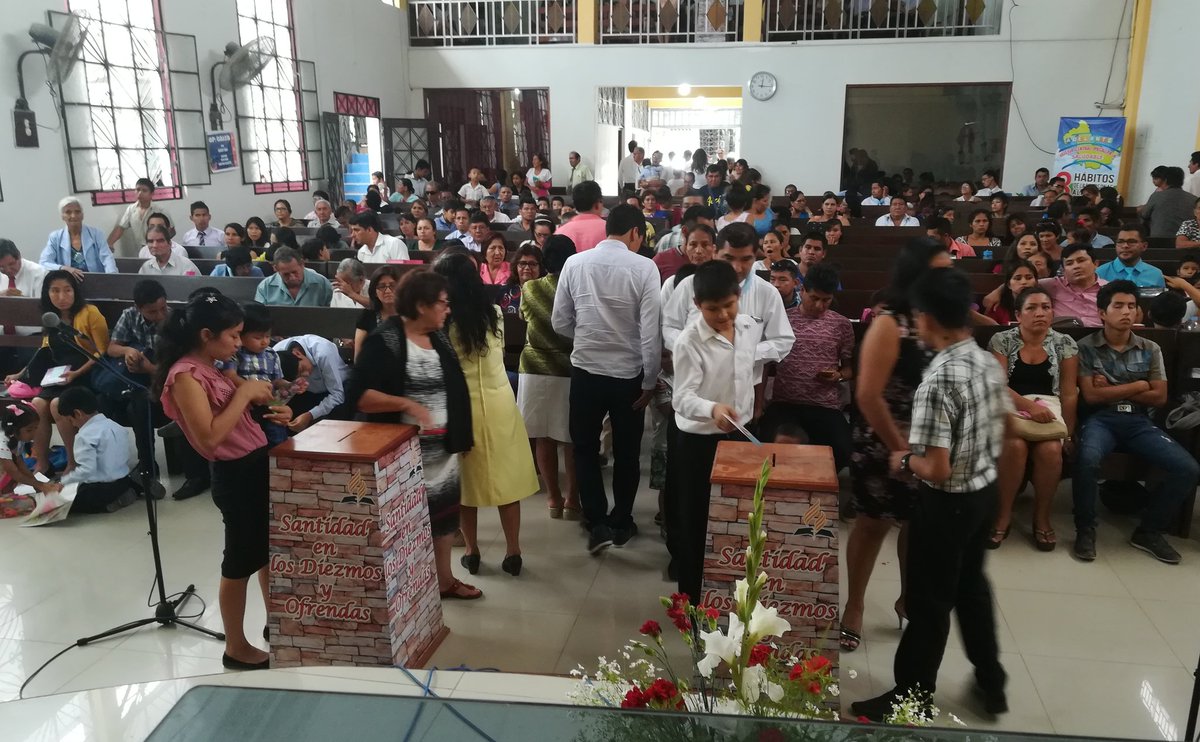 PrElvisCuellar's tweet photo. #Revive5 #LluviasDeBendición MayordomÍa es Reconocer que Dios sea el dueño de nuestras vidas. Hoy preciosas almas entregaron su vida como ofrenda viva mediante el bautismo buscando a "Jesús, el Agua viva que satisface" @AdventistasMOP @AdventistasUPS @ https://t.co/cFtHsMumsP