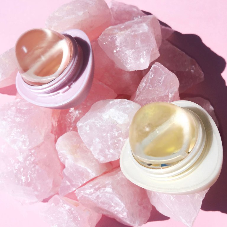 Look closely into our crystal balm 🔮 and you'll see a future of #nourished lips. The secret? Only #waxfree and #vegan ingredients in this formula. (📸: <a href="/nicolealyse/">nicolealyse</a>)