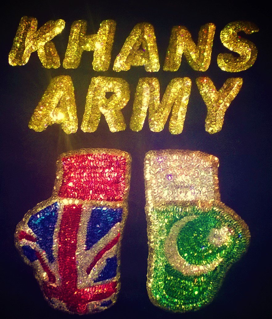 Boxing_Lass's tweet photo. KHAN'S BACK!!!!!!!!!!!!!!!!! @amirkingkhan @EddieHearn #BackToBusiness #KhanLoGreco @MatchroomBoxing @SkySportsBoxing
@SpecialKBrook #boxing #40secs #KhanBrook #TeamKhan #KhansArmy @teamkhan07 https://t.co/IECS9lVP0S