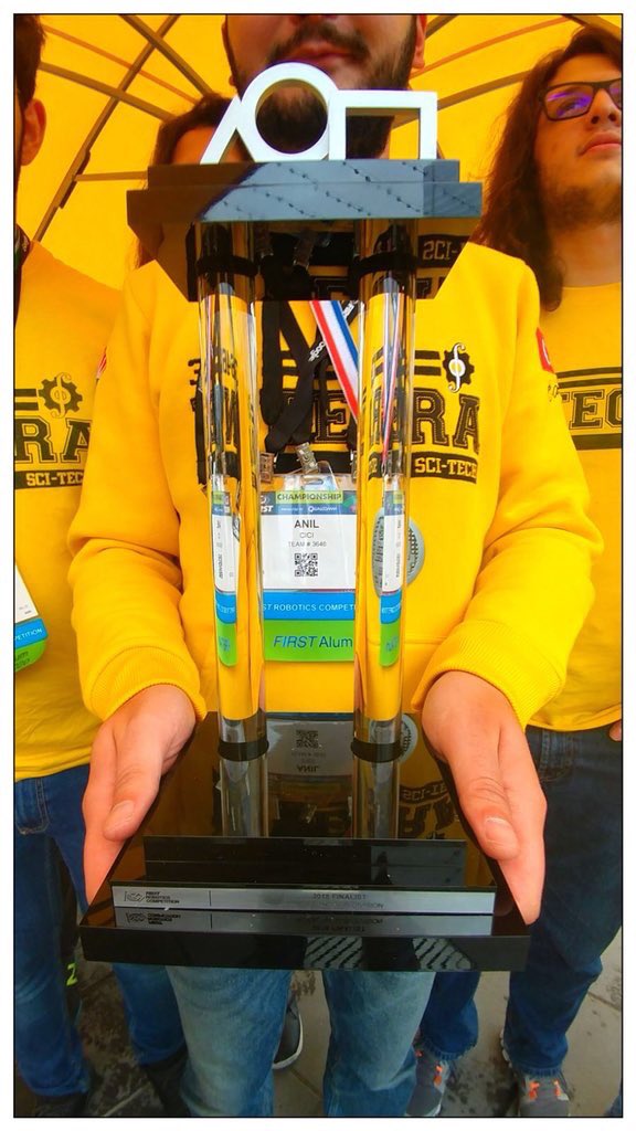 koccozlem's tweet photo. Dünya robotik turnuvasına Bahçeşehir Koleji Fen ve Teknoloji Lisesi damgasını vurdu👍
Tebrikler @FRC_Integra3646 @anilcici 
👏👏 Başarı Bahçeşehir’in geleneğinde var.Türk gençleri fırsat verildiğinde dünyanın en iyisi olacağını gösteriyor. https://t.co/kjjuyUwc9U