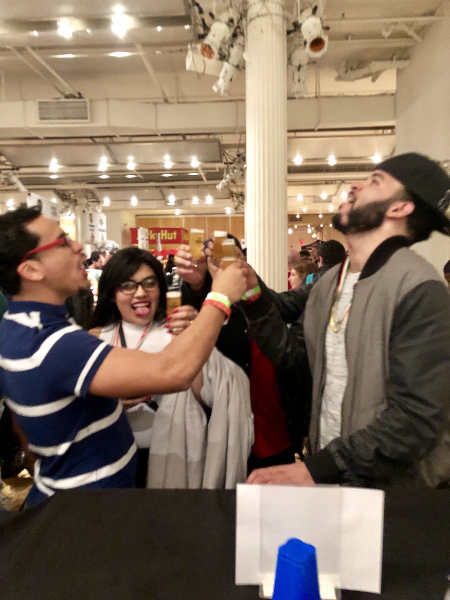HarlemBlueBeer's tweet photo. That feeling when u find ur new #favoritebeer @nyccraftbeerfest #harlemblue #harlembeer #bluelight #goodvibes #flow https://t.co/EDgbSi5oaq