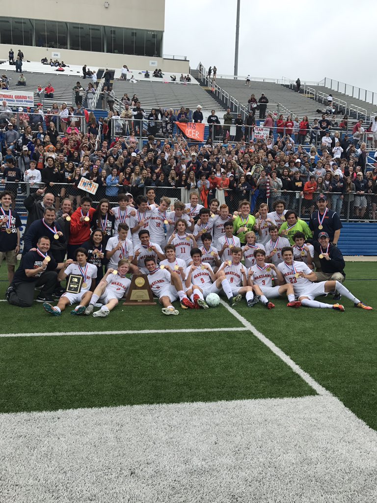 WakelandAccess's tweet photo. Wakeland runs the WHOLE state of Texas. #CHAMPSX2 #BACKTOBACK #2018UILSTATECHAMPS https://t.co/YMbtMa1Vme