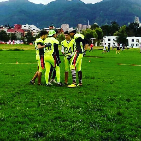 WhiteSharksFAB1's tweet photo. El equipo de flag de @WhiteSharksFAB1 disputará la final silver del torneo #Bogoflag #GoSharks #Goflag https://t.co/WklIkcAivR