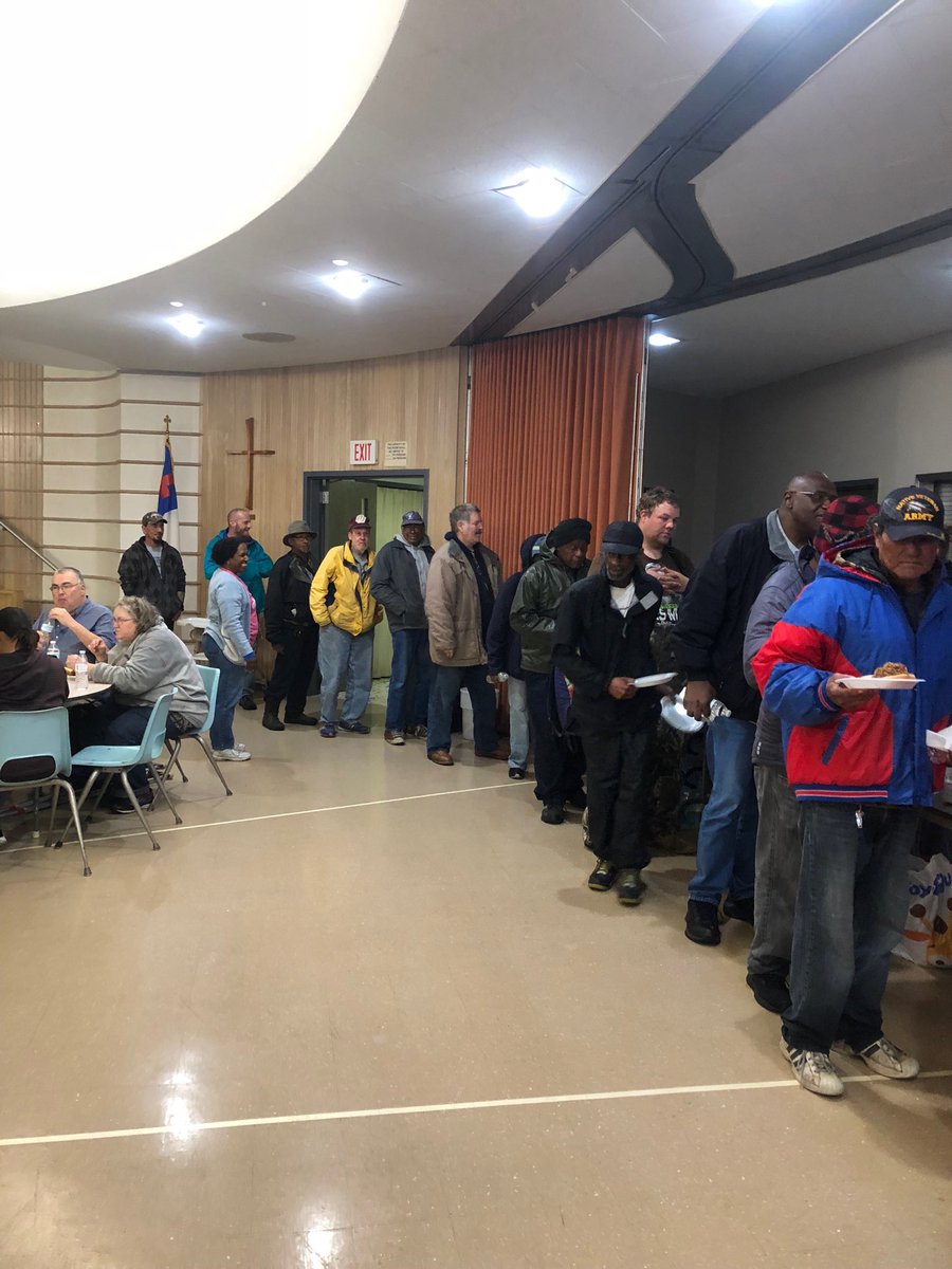 beasparkgiver's tweet photo. The line at our feed kept getting longer and longer https://t.co/I3o3871TbF