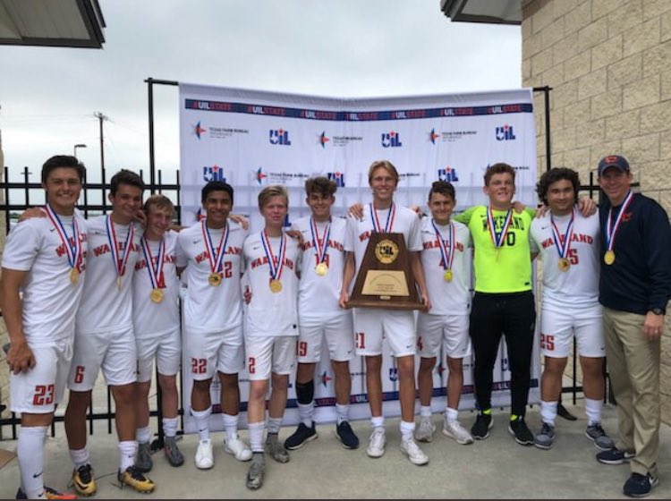 parkerr_thomas's tweet photo. I wouldn’t want to win STATE with any one else. I love all of you guys. https://t.co/ybL9bjxt5S