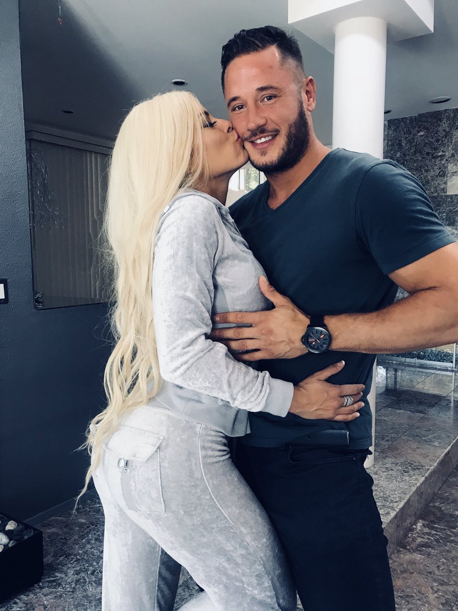 svenska amatör sex flashlight pussy svenska amatör sex flashlight pussy