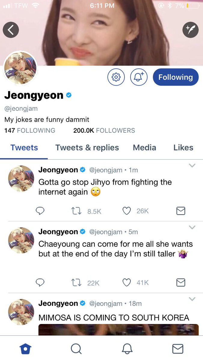 DubChaeng’s friends part one: 3Mix members Jihyo and Jeongyeon
