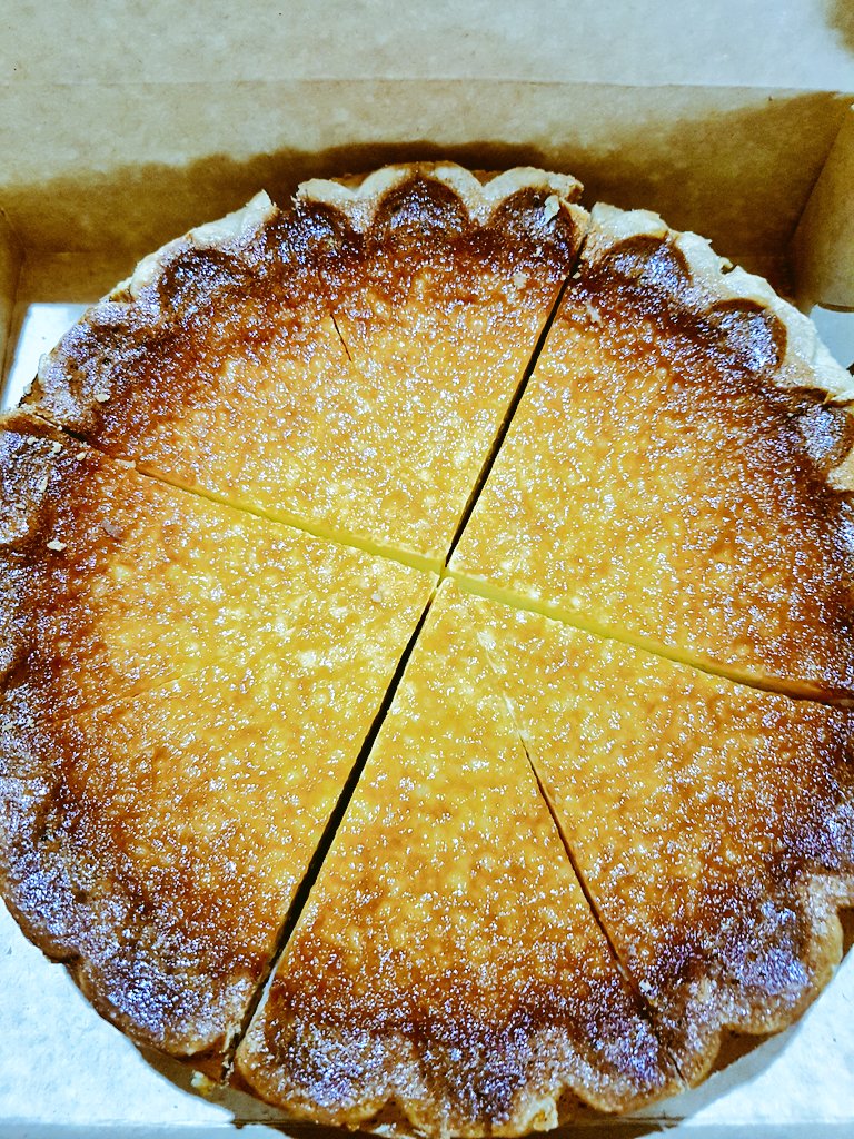 deejayolivar's tweet photo. Pawerrrr 🤘🤘🤘 #eggpie #goldilocks #veggietable https://t.co/wotJOWZMfN