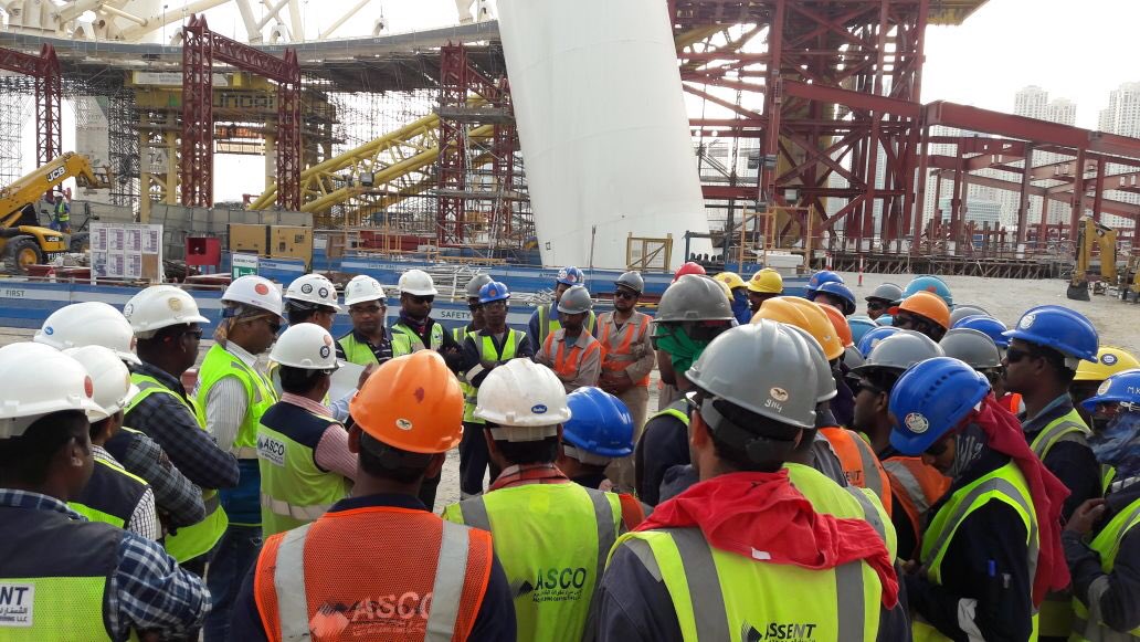LinoYohannan1's tweet photo. #LookingOutForYou @WSP_ME 
Morning briefing about People and Plant interface hazards and controls at Ain Dubai project https://t.co/V6nLnD534y