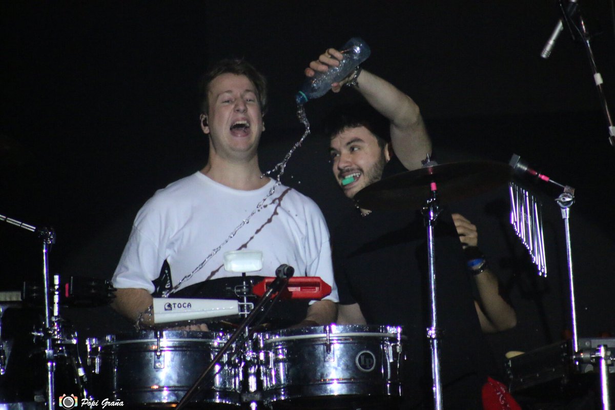 eldiadeescobar's tweet image. Agustín Casanova le bajó el telón a la primera jornada de #AcercArte en Escobar. Las actividades seguirán este domingo desde las 15 y a las 20 llegará el momento de Dread Mar I, que cerrará el festival a puro reggae. La entrada es libre y gratuita.