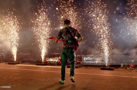 riverdalethai's tweet photo. 📸 เคเจ ขึ้นไปโชว์ บนเวทีงานเทศการ #Coachella ประจำปีนี้ค่ะ

Congratulations to @kj_apa 

#Riverdale https://t.co/f7TuEiF6Ti