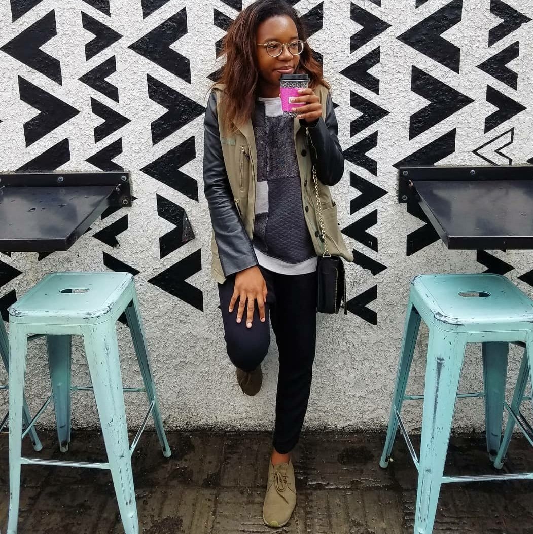 styleprose_'s tweet photo. coffee commissary ☕ #ootd feat. @TOMS specs, @LushClothing jacket, @Sanctuary1997 top, @VANS_66 jogger pants &amp; @nativeshoes sneakers! 
#styleprose #styleblogger #bloggersofcolour #blkcreatives #blackgirlswhoblog #happygirlglow https://t.co/DIbjONse4U