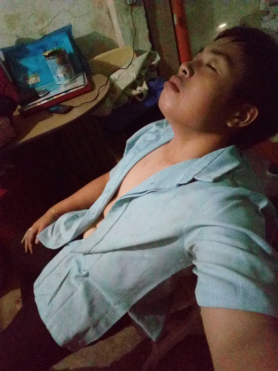DavidKrisHank1's tweet photo. Workout mode makes your life strong and kicking balls...
#workoutmotivation
@pinoygaysexx @PinoyGrimm #sweaty #bulges #exercise #Fitness Fitnesssd https://t.co/xPcZ8ihWTx