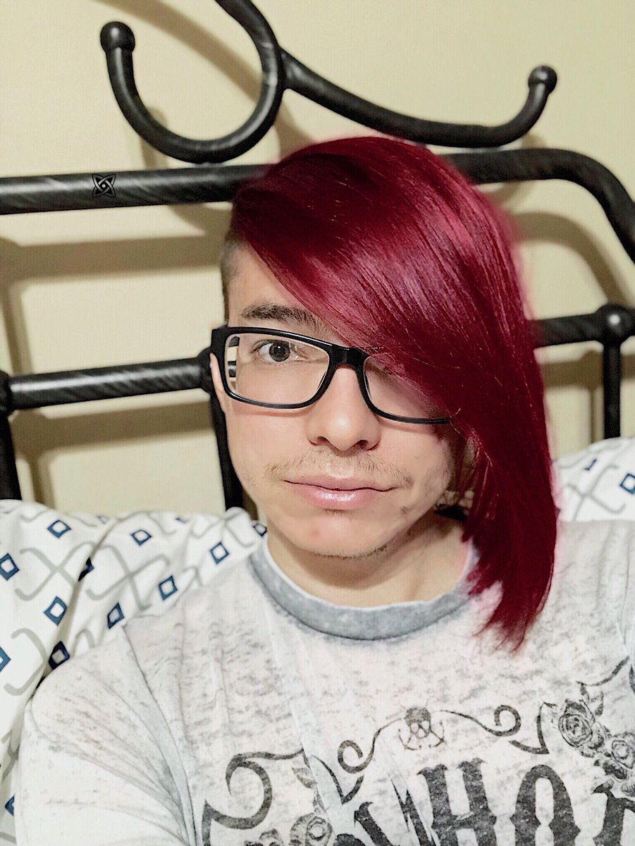 _TwiceBlessed's tweet photo. You guys I've been loving that @arcticfoxhaircolor is now in every @sallybeauty across the US! Just colored my hair last month using their wrath, changed it up yesterday using purple rain!
#instasizeba #instasizecreatives #instasize #redhair #arcticfoxhaircolor #arcticfoxwrath https://t.co/dkKjXMIyct