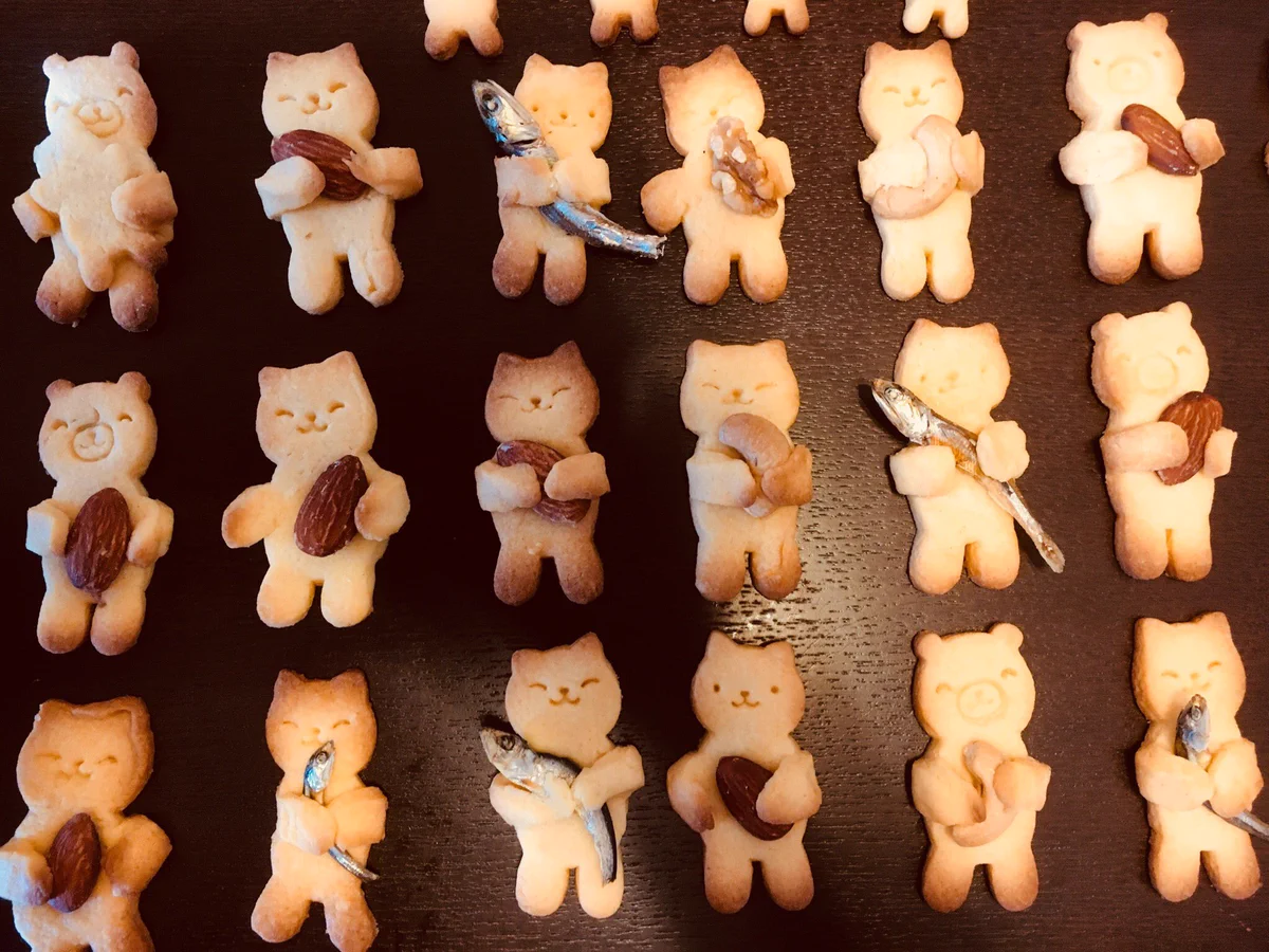 可愛すぎて食べられない？母の手作りにゃんこクッキーｗｗ