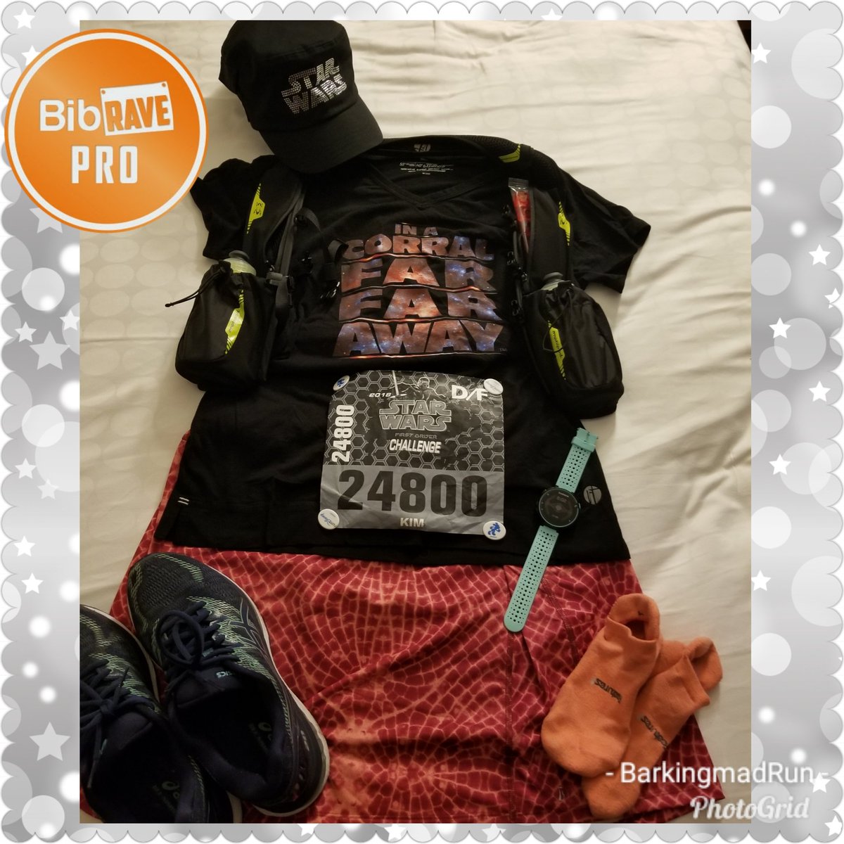 BarkingMad_Life's tweet photo. #flatmama for tomorrow's #starwarshalf so glad I brought my @amphipod vest because it's been very humid here in Disney. Fingers crossed that it doesn't get cancelled #stormsstormsstayaway #AmphipodBR #bibchat #bibravepro @BibRave https://t.co/5izw83har2