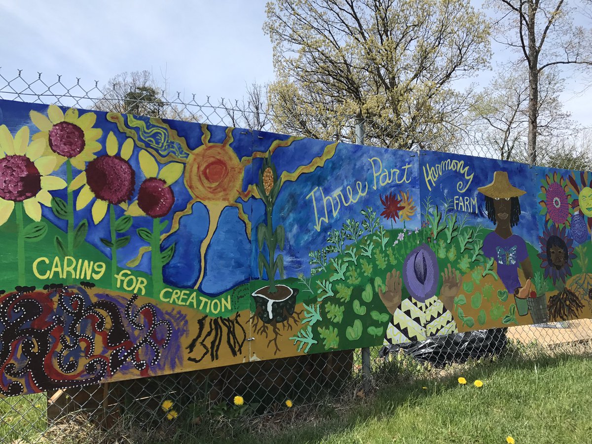 Lee Montessori Board tweet media